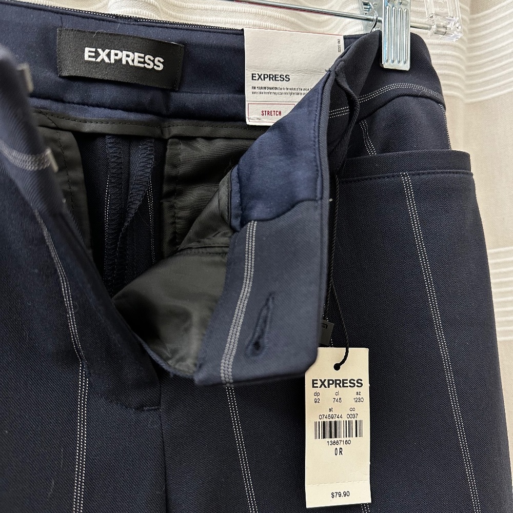 Express Women’s 0R Barely Boot Mid Rise pants